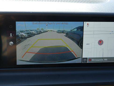 Certified 2024 Kia Seltos X-Line image 27