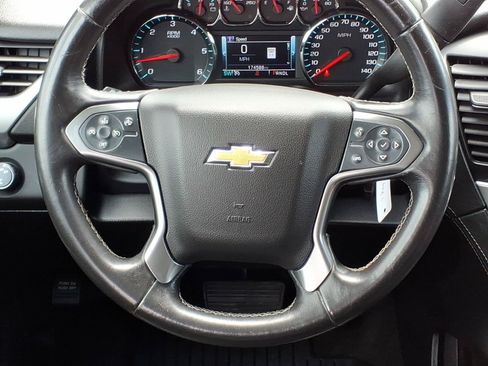 Used 2018 Chevrolet Suburban LT AWD/4WD image 14
