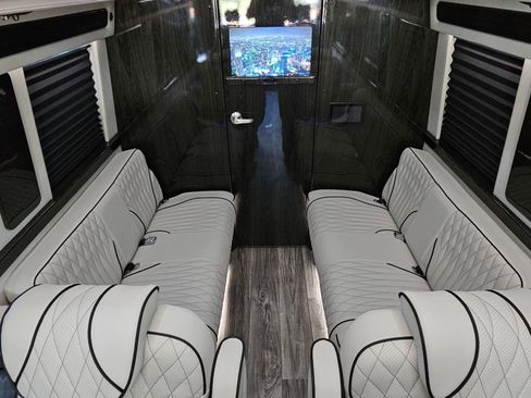 New 2025 Mercedes-Benz Sprinter 3500 image 39