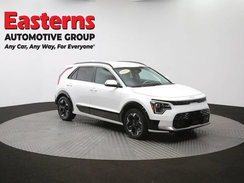 Used 2023 Kia Niro Wind FWD image 47