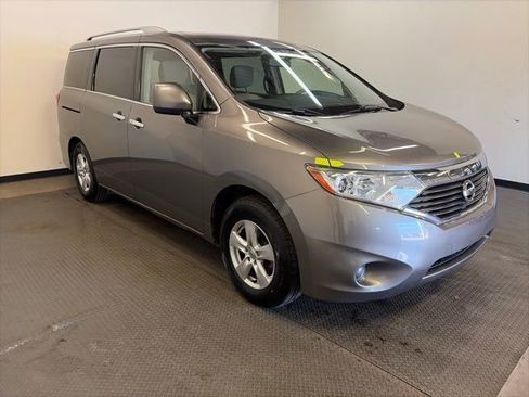 Used 2016 Nissan Quest SV image 1