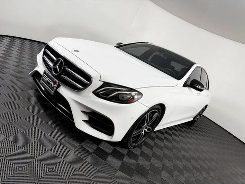 Used 2020 Mercedes-Benz E 350 Sedan image 24
