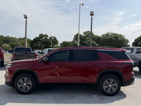 Certified 2026 Chevrolet Traverse LT w/ Driver Confidence Package AWD/4WD image 9
