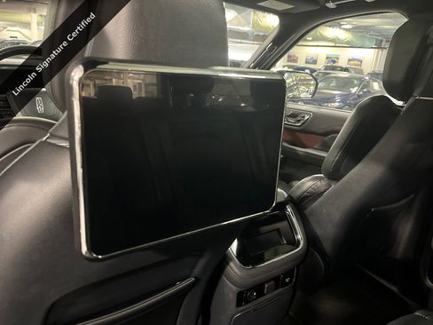Certified 2023 Lincoln Navigator L Reserve AWD/4WD image 27