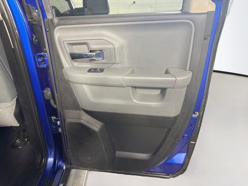 Used 2019 RAM 1500 Big Horn RWD image 27