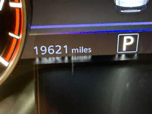 Used 2024 Nissan Altima 2.5 SR w/ SR Premium Package image 12