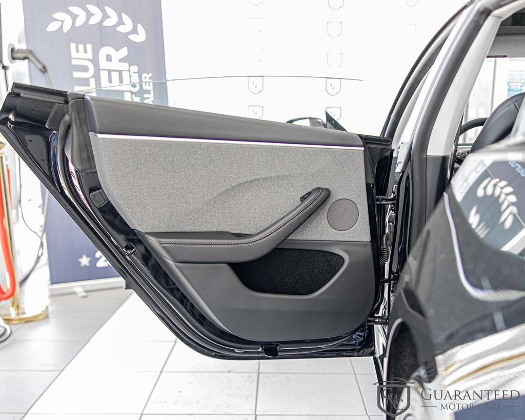 Used 2025 Tesla Model 3 Long Range RWD image 30