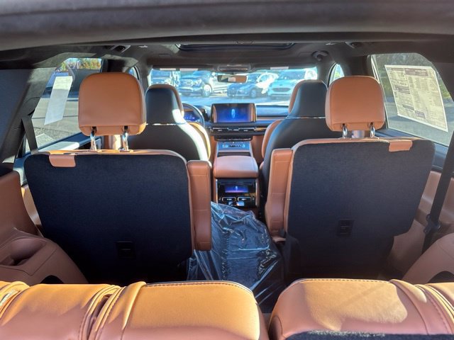 New 2027 Lincoln Aviator Black Label w/ Jet Appearance Package AWD/4WD image 27