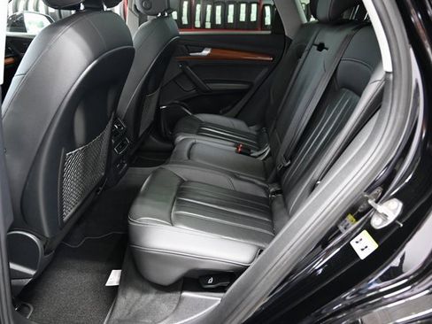 Used 2021 Audi Q5 2.0T Premium Plus image 12