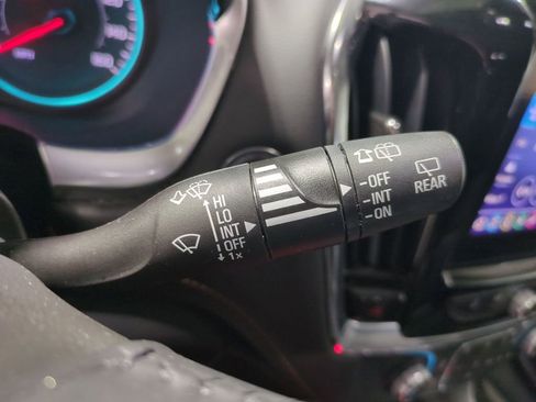 Used 2021 Chevrolet Traverse RS w/ LPO, Floor Liner Package image 33