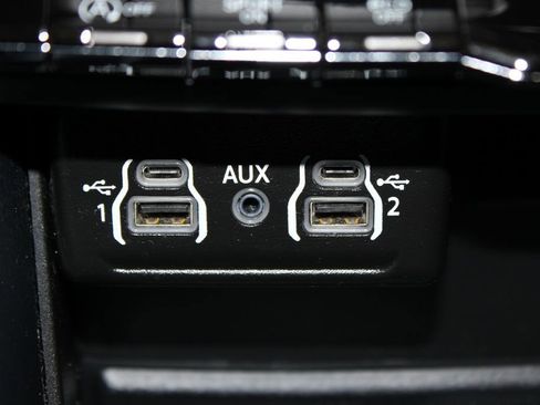 Used 2023 Dodge Durango GT AWD/4WD image 36