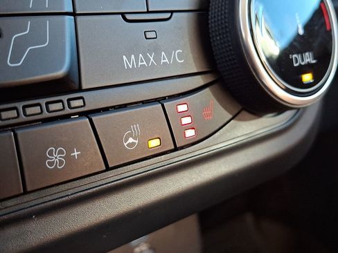 Used 2024 Ford Maverick Lariat AWD/4WD image 27