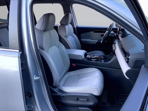 Used 2024 Honda Pilot EX-L image 8