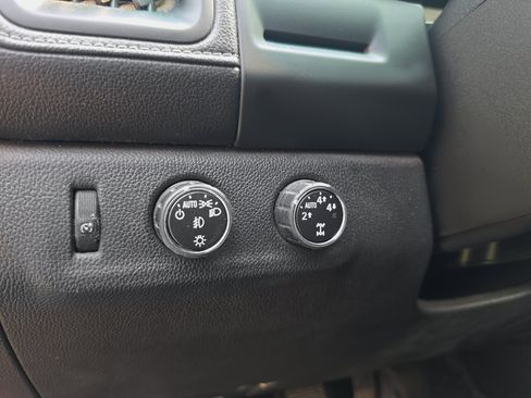 Used 2016 GMC Canyon SLE w/ SLE Convenience Package AWD/4WD image 14