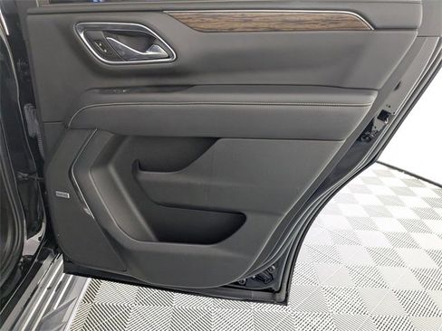 Used 2021 Chevrolet Tahoe Premier image 32