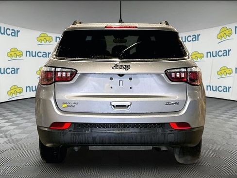 Used 2024 Jeep Compass Latitude AWD/4WD image 4