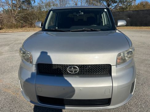 Used 2009 Scion xB image 8