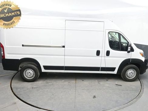 Used 2024 RAM ProMaster 2500 w/ Convenience Group FWD image 29