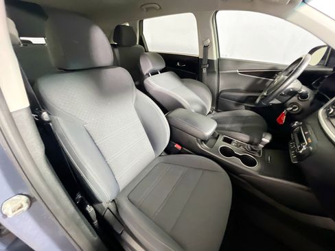 Used 2019 Kia Sorento LX w/ Option Group 020 image 30