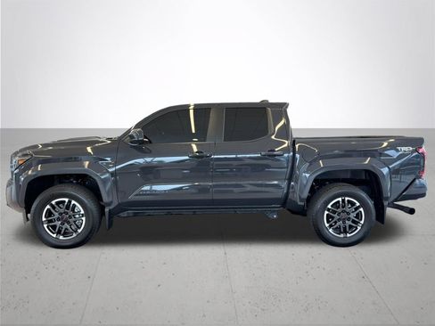 Used 2026 Toyota Tacoma TRD Sport AWD/4WD image 11