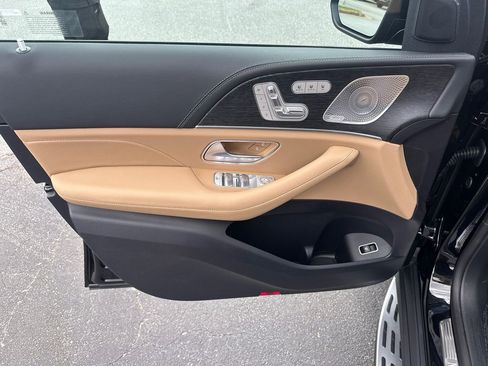 New 2026 Mercedes-Benz GLE 580 4MATIC image 10