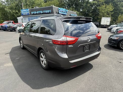 Used 2015 Toyota Sienna LE FWD image 8