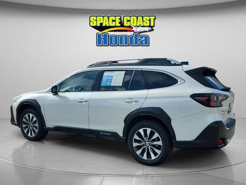 Used 2024 Subaru Outback Touring XT AWD/4WD image 6