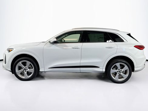 New 2025 Audi Q5 Premium Plus image 8