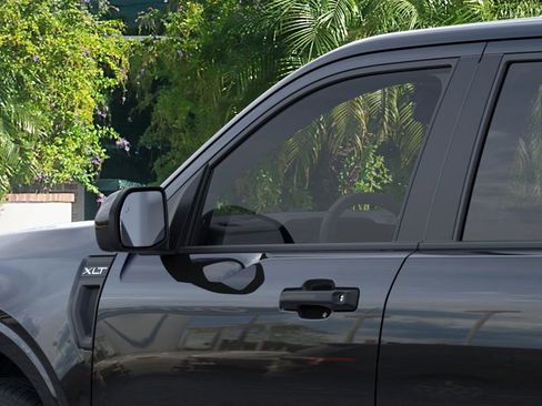 New 2025 Ford Maverick XLT w/ XLT Luxury Package image 21