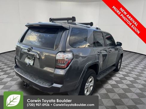 Used 2020 Toyota 4Runner SR5 Premium AWD/4WD image 7