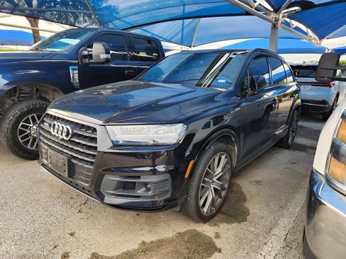 Used 2019 Audi Q7 3.0T Prestige AWD/4WD image 2