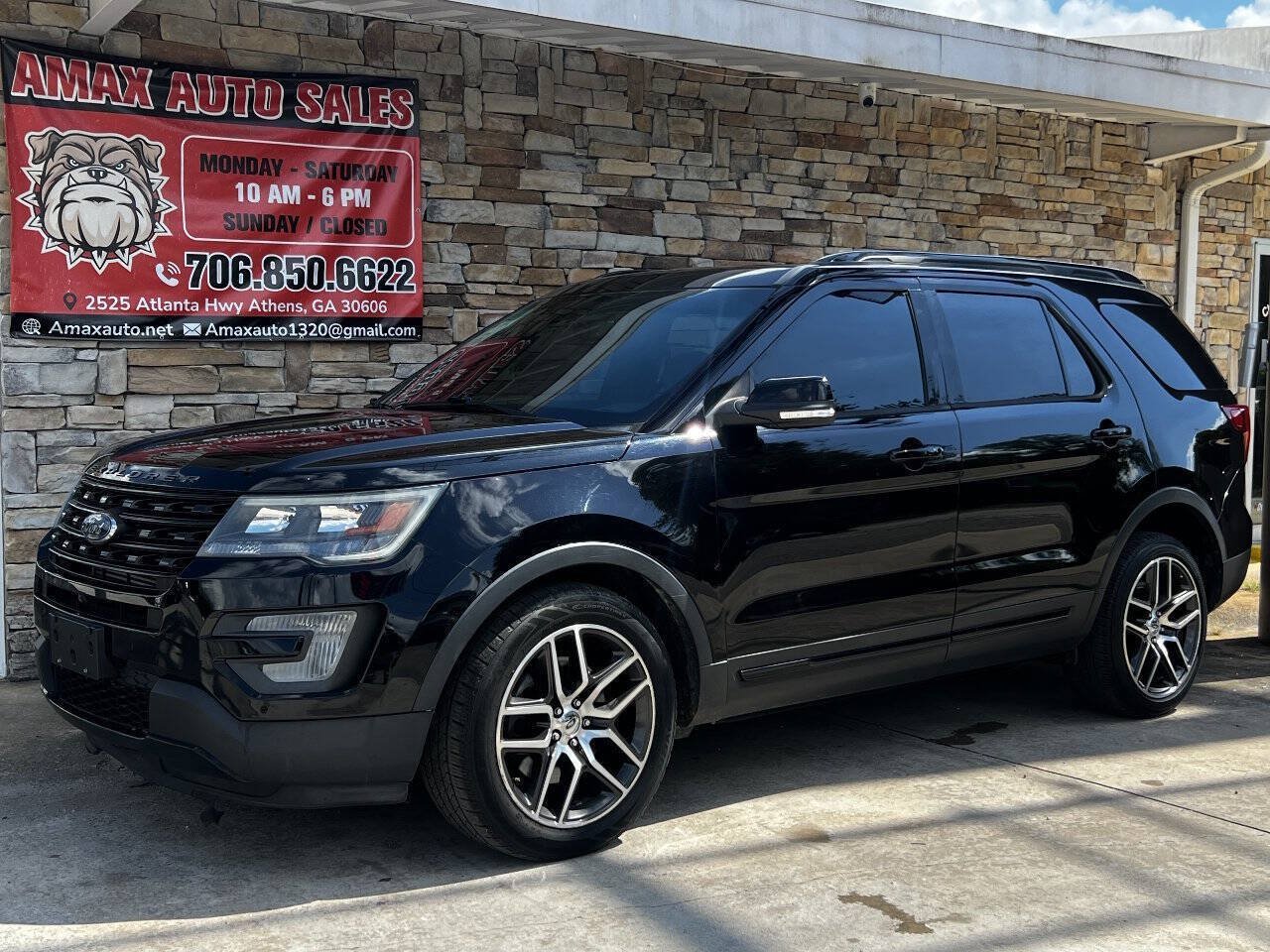 Used 2016 Ford Explorer Sport w/ Equipment Group 401A AWD/4WD image 2
