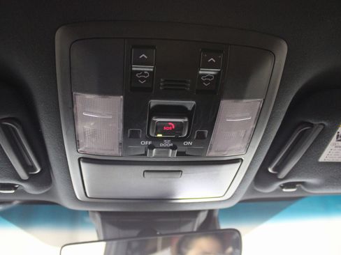 Used 2023 Lexus GX 460 Premium image 31