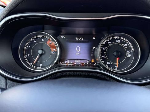 Used 2019 Jeep Cherokee Limited AWD/4WD image 26