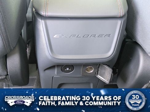 New 2026 Ford Explorer Active RWD image 28