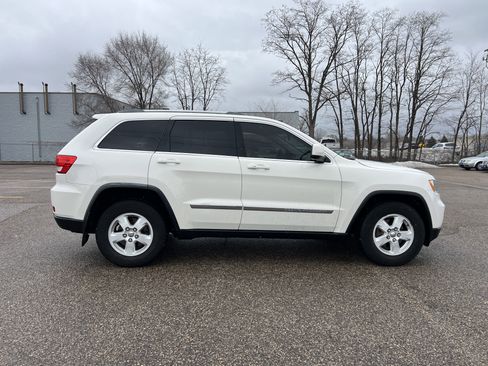 Used 2011 Jeep Grand Cherokee Laredo w/ Trailer Tow Group image 9