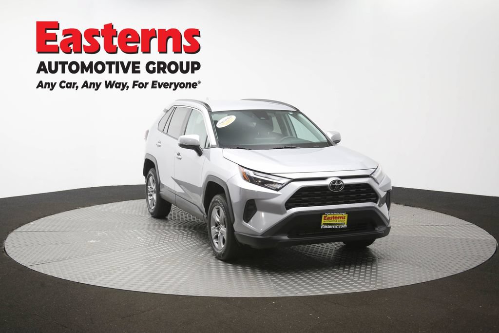 Used 2024 Toyota RAV4 XLE AWD/4WD image 49