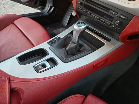 Used 2009 BMW Z4 sDrive30i image 29