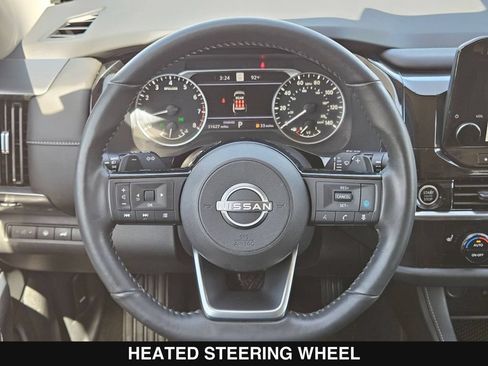 Used 2023 Nissan Pathfinder SL w/ Black Appearance Package FWD image 25