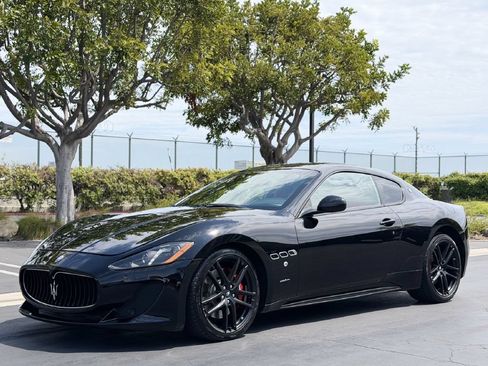 Used 2017 Maserati GranTurismo Sport RWD image 1