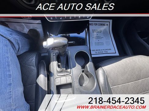 Used 2016 Kia Sorento SX AWD/4WD image 16