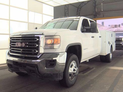 Used 2015 GMC Sierra 3500 2WD Crew Cab w/ Sierra Convenience Package image 1