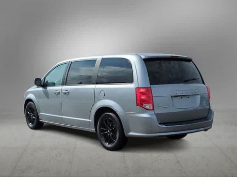 Used 2019 Dodge Grand Caravan GT FWD image 6