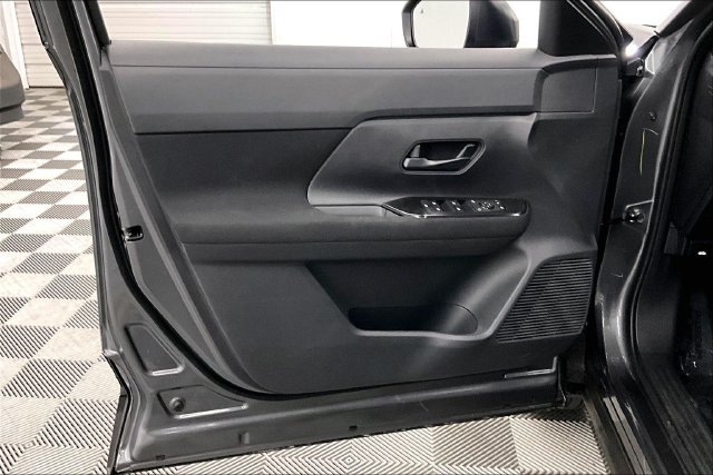 New 2027 Nissan Kicks S AWD/4WD image 31