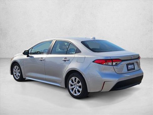 Used 2023 Toyota Corolla LE FWD image 8