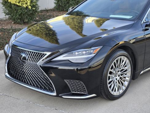 Used 2024 Lexus LS 500 image 10