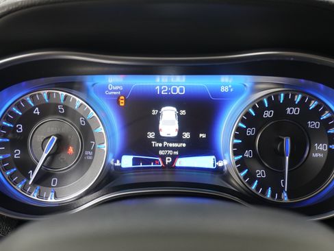Used 2020 Chrysler 300 Touring w/ Sport Appearance Package RWD image 12