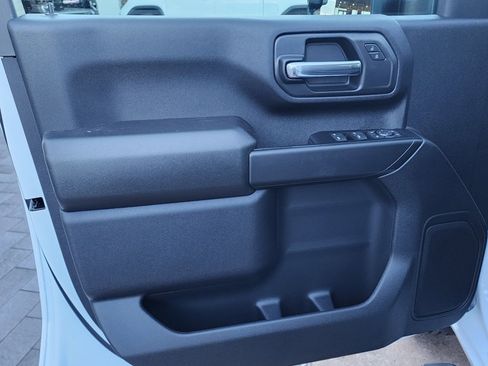 New 2026 GMC Sierra 2500 Pro w/ Convenience Package image 15