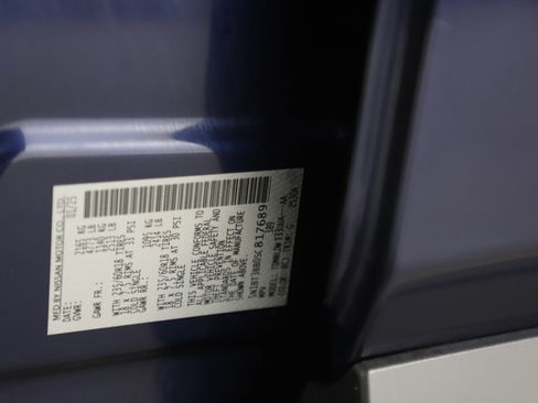 Used 2025 Nissan Rogue SV image 30