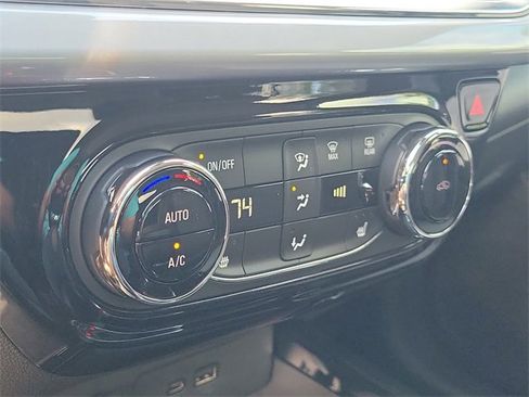 New 2026 Chevrolet Trax LT w/ Driver Confidence Package image 17